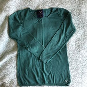 American Eagle women’s small green sweater